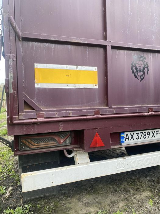 Прицеп зерновоз в рейсовому стані!