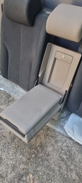Задній ряд спинки з підлокотником пассат b6 седан
