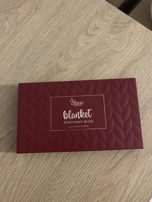 Paleta cieni Stars from the stars Blanket Burgundy Bliss