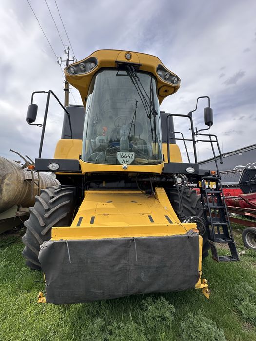 Продам New Holland CX 6090