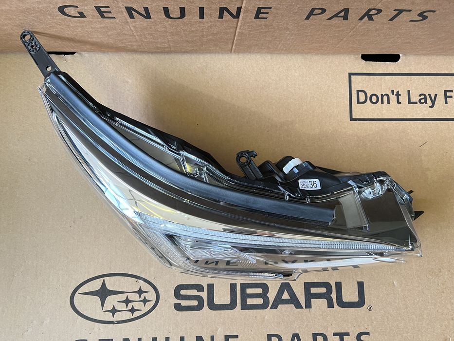 Фара права 26 Subaru Outback bt Legacy bw b16 2020 21 22 84002AN12A