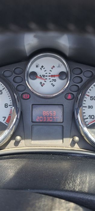 Peugeot 207cc 1.6 vti