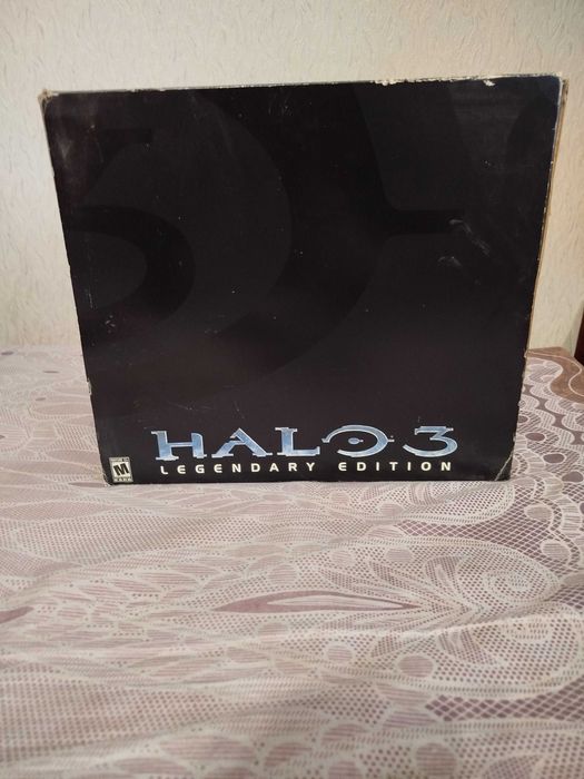 Игра для X-Box 360 коллекционное издание Halo 3 Legendary Edition.