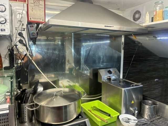 Roulote a pizzas e outros