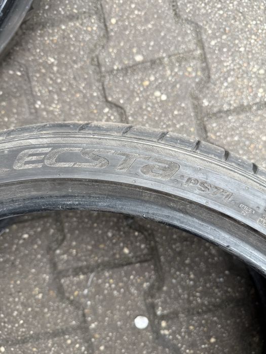 Opony letnie 225 35 R 19