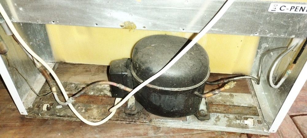 холодильник б/в робочий