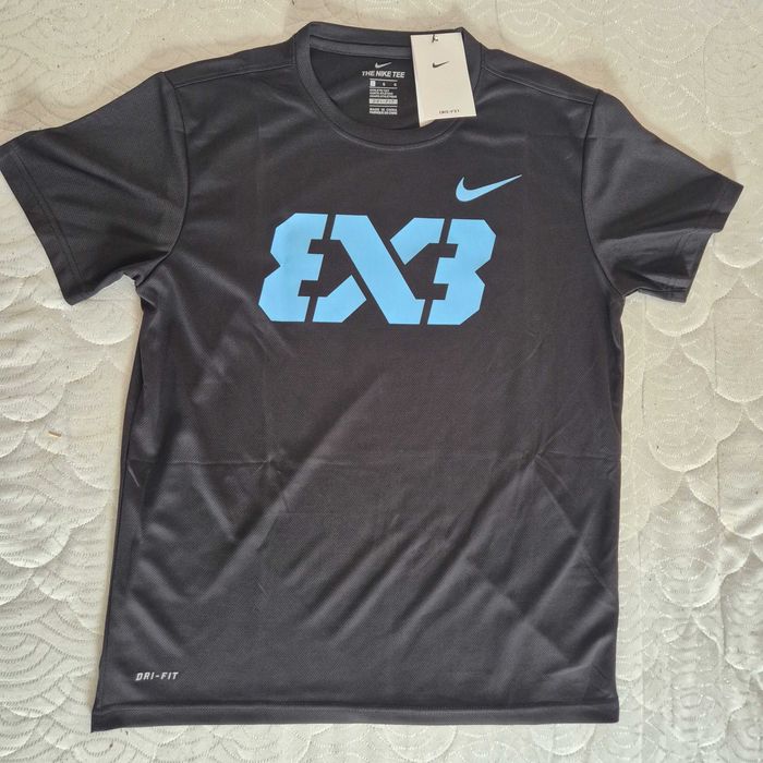 Спортивная футболка Nike Tee EXB Dri-fit (L) новая