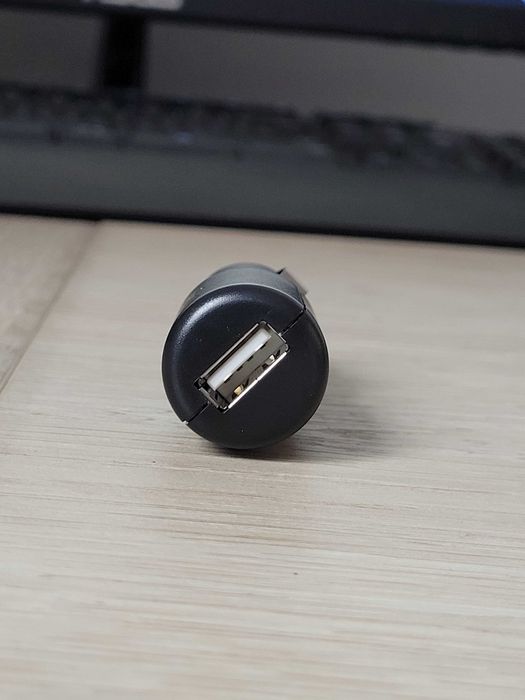 Ładowarka samochodowa USB Jabra