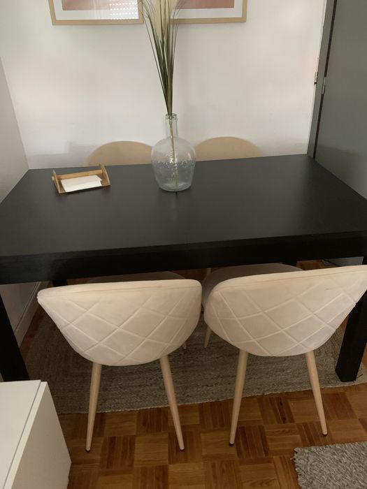 Mesa jantar ikea preta