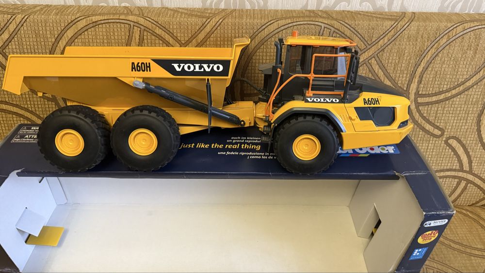 Іграшка, самосвал, грузовик