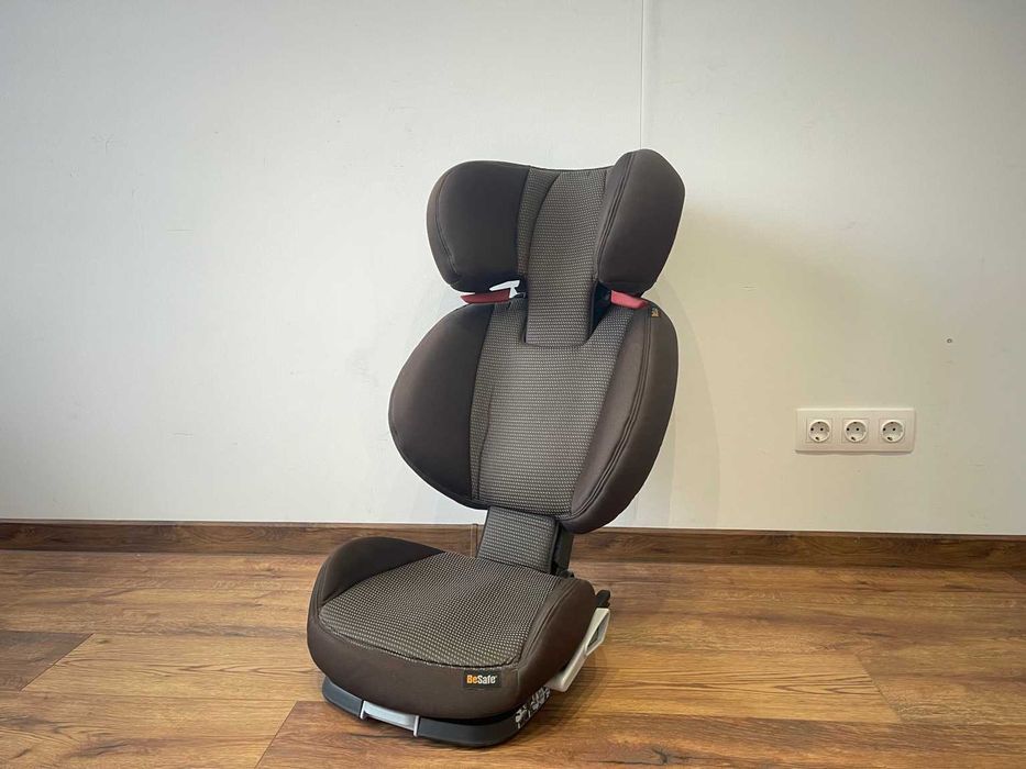 Детское автокресло 15–36 кг BeSafe iZi Up Fix ISOFIX від 4-12 років