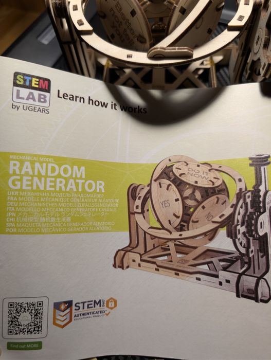 Конструктор Ugears Stem Lab. Random generator. Зібраний.