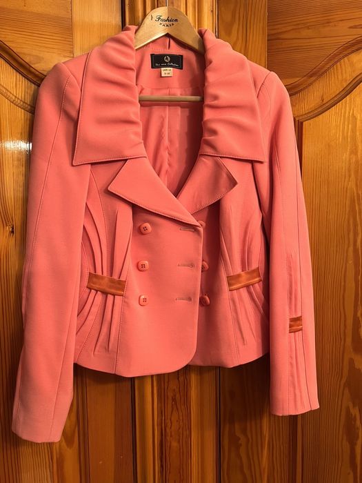 Елегантний костюм. Італія. 48 розмір ( украіна)