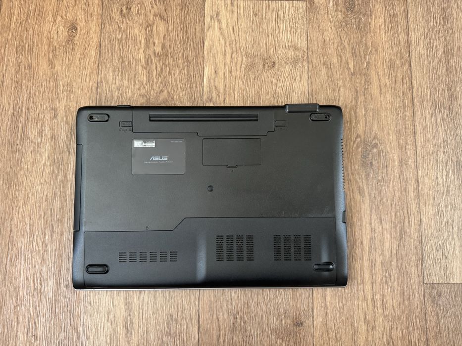 Ноутбук Asus n53