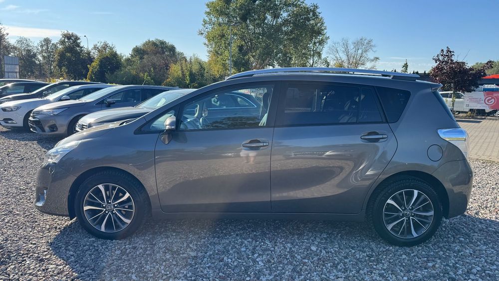 Toyota Verso Pełny serwis Nowe Opony Stan idealny!!!
