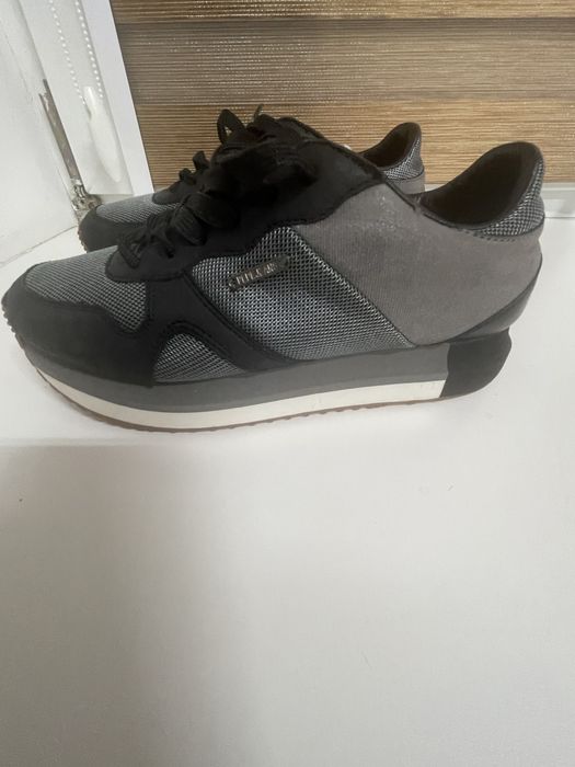 Кроссовки женские Pepe Jeans London