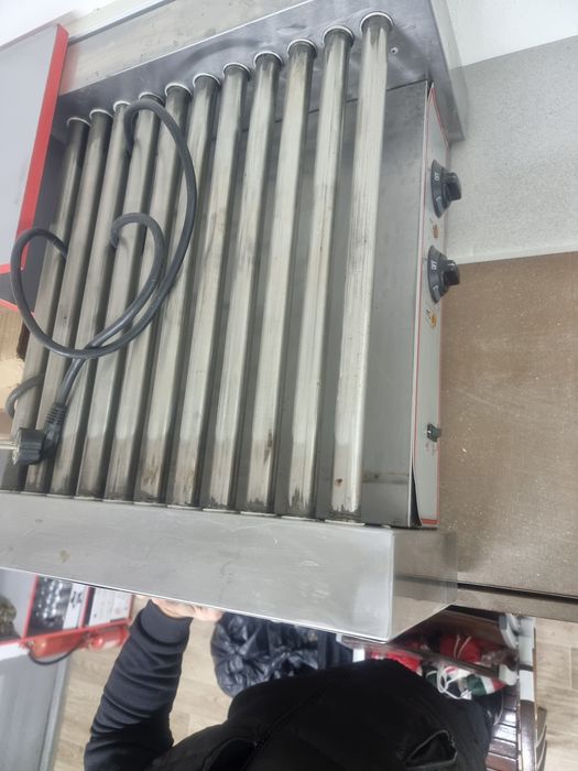 Гриль роліковий 11