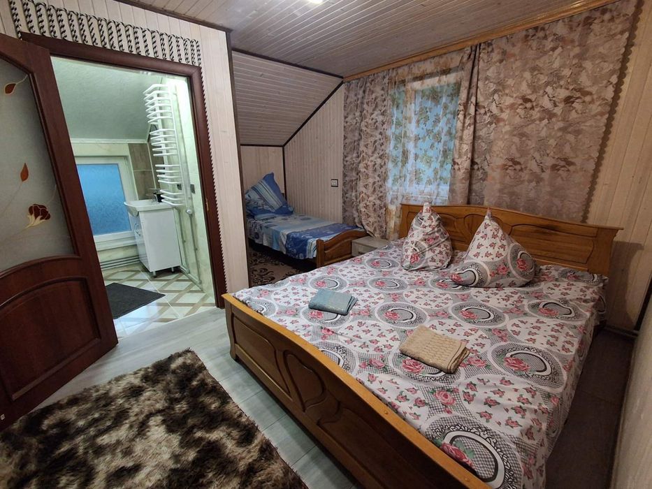 Відпочинок в Карпатах(Яремче). Котедж в Карпатах "Перлина Карпат"