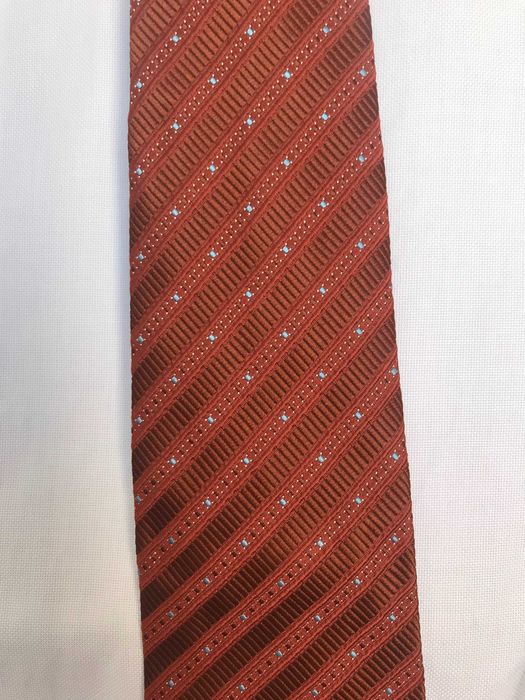 Gravatas em excelente estado