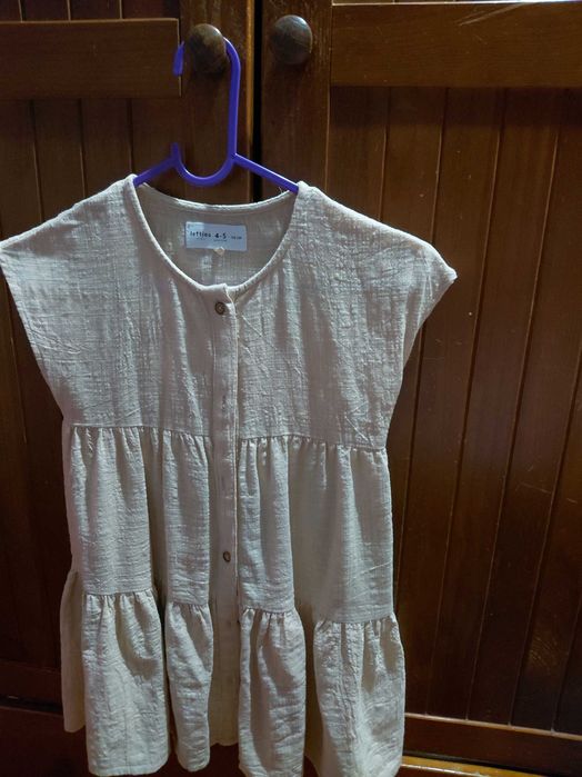 Vestido com botoes