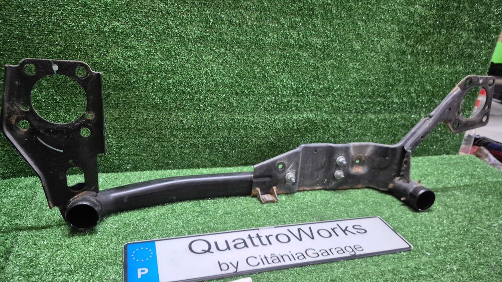 Travessa Inferior Frente Original Audi A4 B6 B7 8E 1.8T 1.9 TDI Tubo intercooler excelente estado