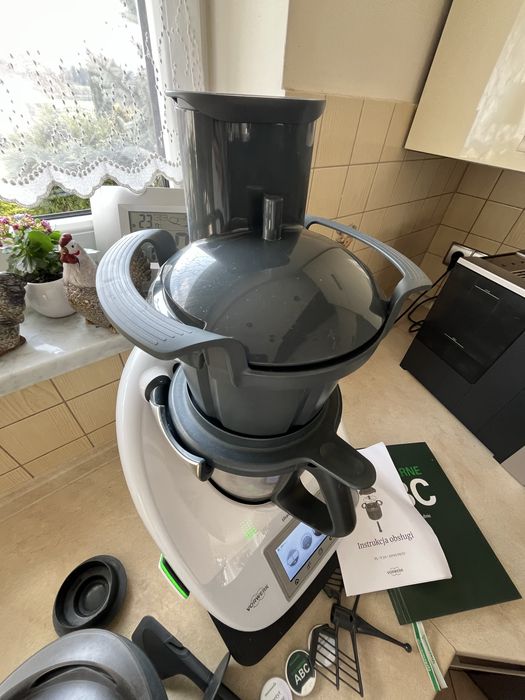 Thermomiks 5 + szatkownica