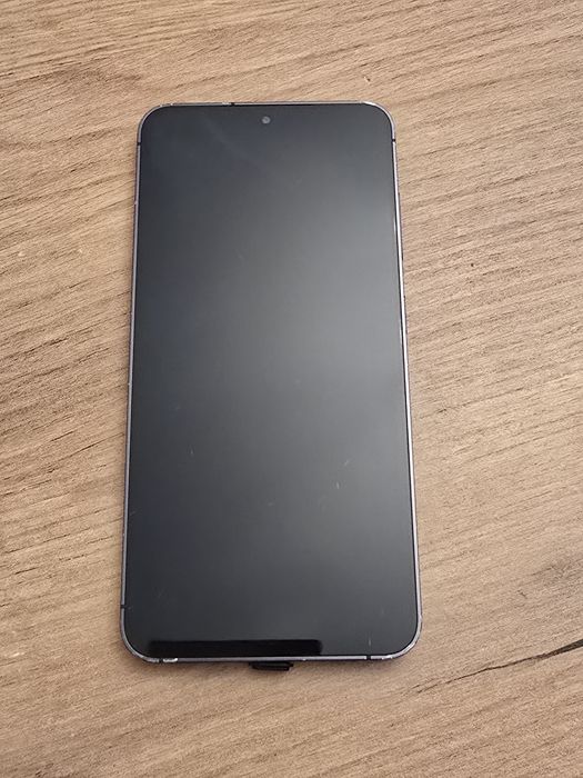 Samsung s24  /  8/256gb