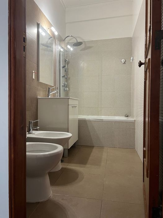 Apartamento t2| á venda| reboleira |amadora