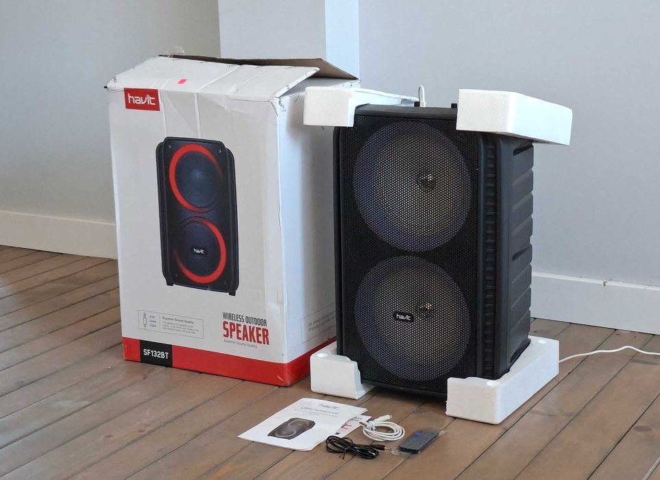 Портативна бездротова колонка HAVIT HV-SF132BT 20W RGB