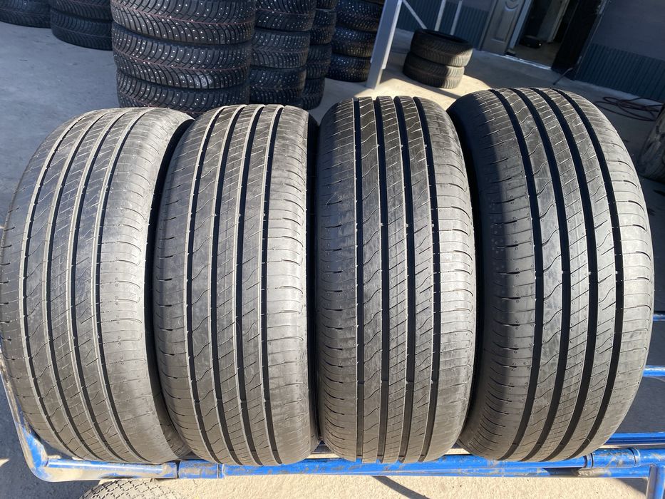 Шини нові 215/55/17 - 4шт Goodyear EfficientGrip P2