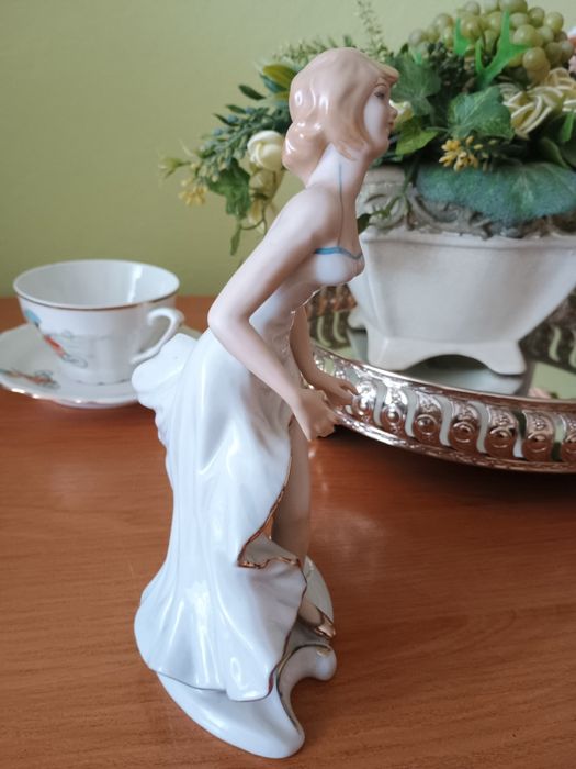 Figurka porcelanowa kolekcjonerska