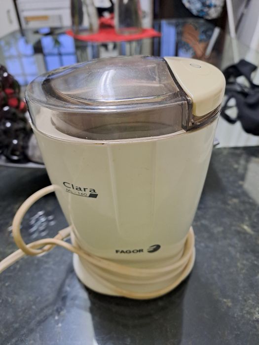 Muinho de café usado