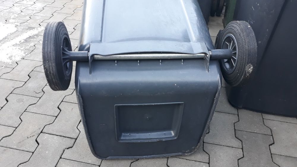 Kosz na śmieci 240 litrów solidny gruby plastik