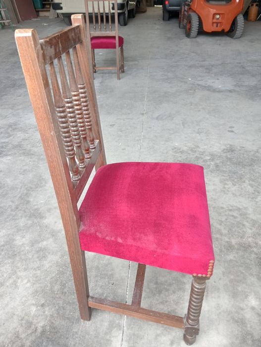 Cadeira vintage vermelha