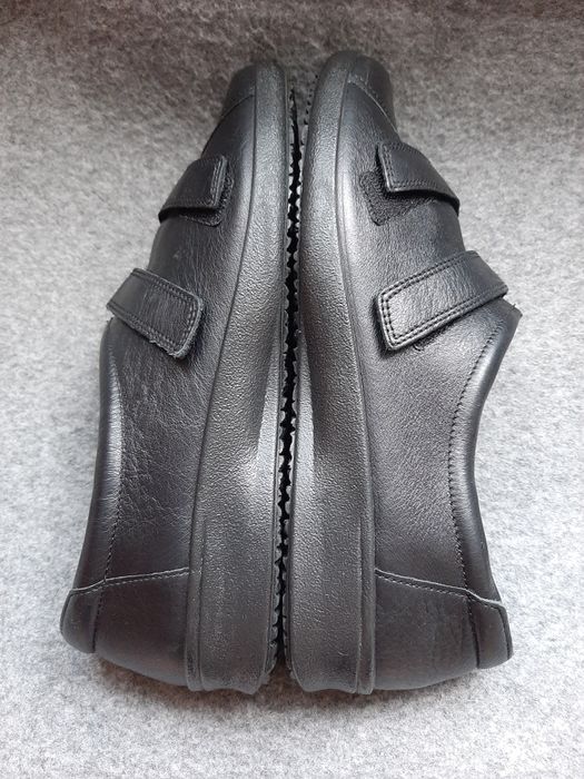 Туфли Clarks, кроссовки Hotter, мокасины кожа