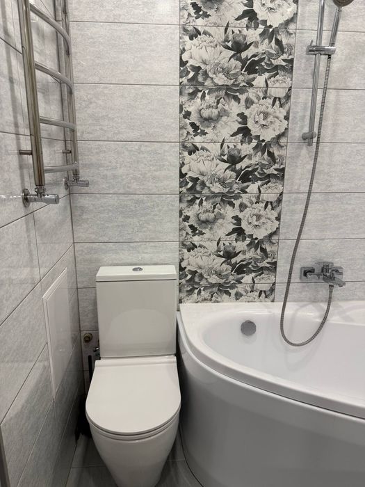 3 кімнати • 106 м² • 10 поверх — стильна квартира з ремонтом та меблям