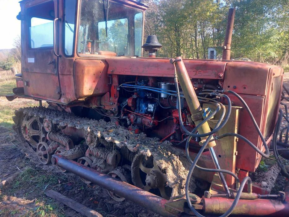 Бульдозер ДТ 75 А1 з поворотною лопатою