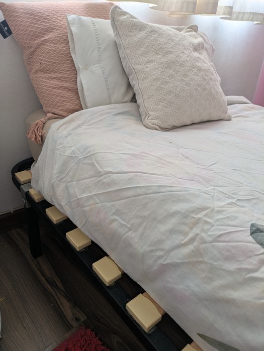 Cama solteiro (estrutura metal)