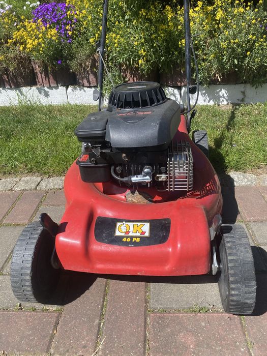Kosiarka spalinowa z koszem