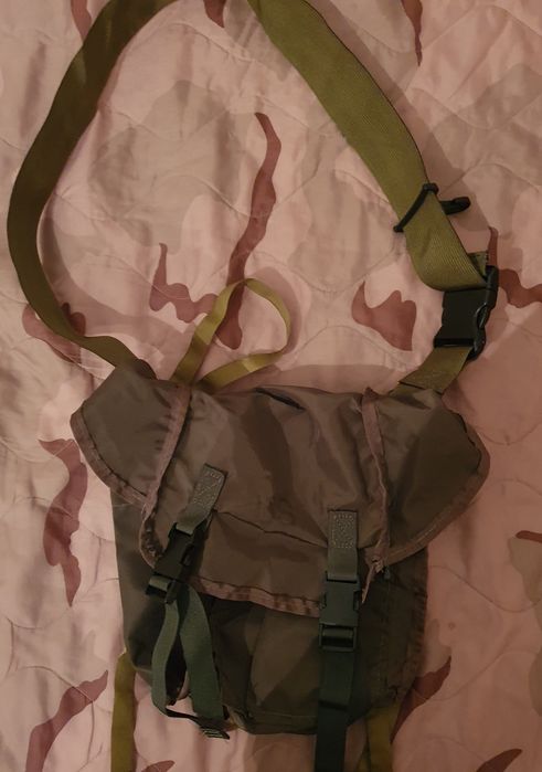 Bolsa a tiracolo verde militar