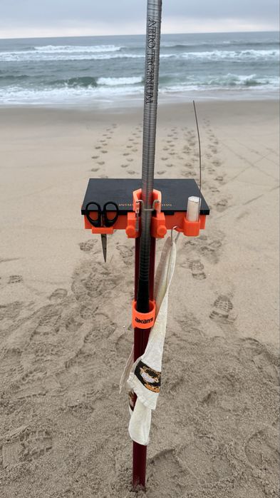 Tabuleiro pesca surfcasting com lanterna