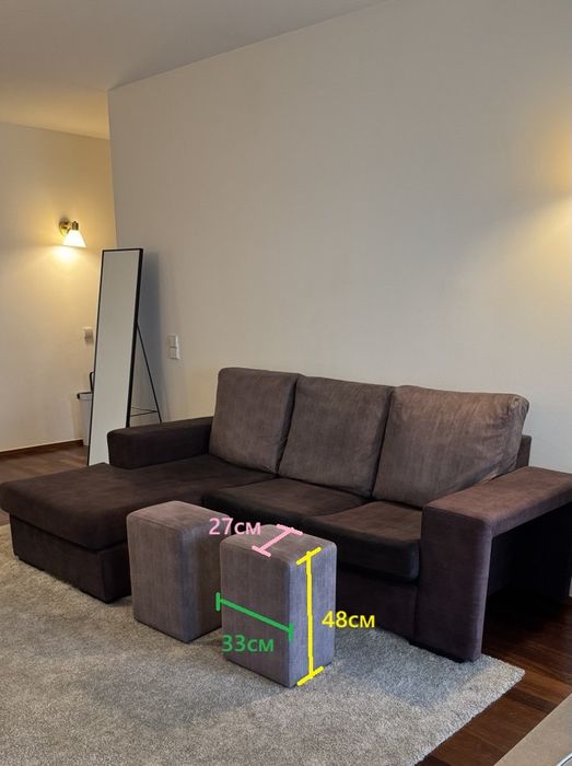 Sofá de três lugares