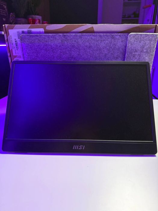 Monitor Portátil MSI Pro MP161 15.6" Full HD