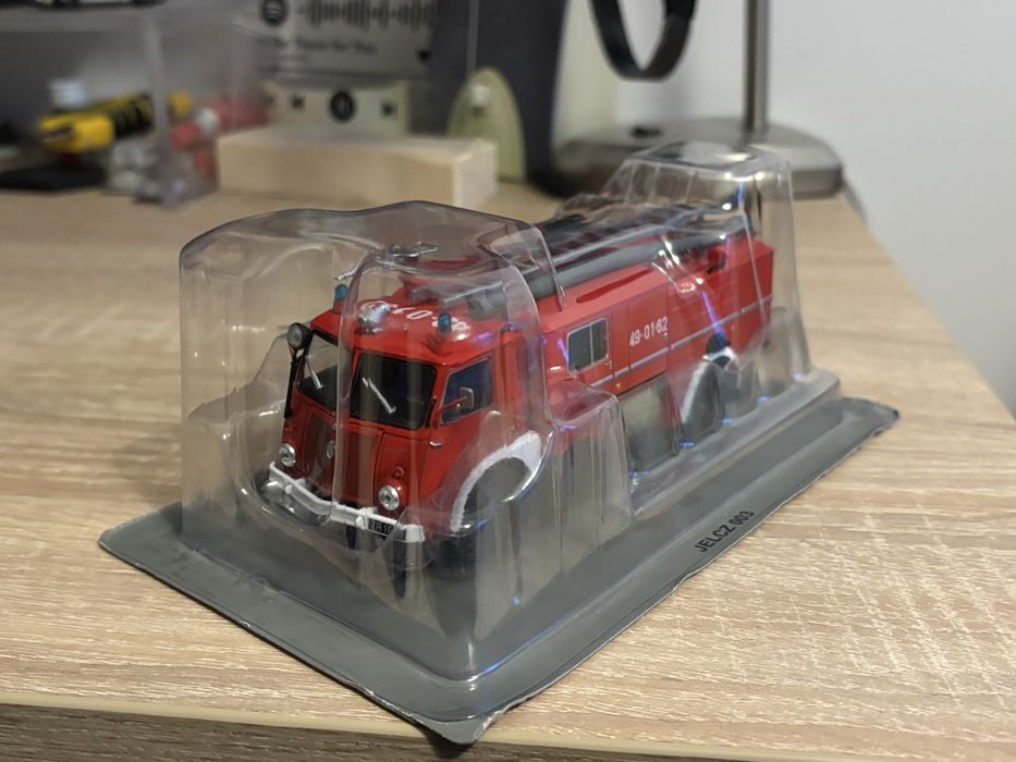 Model kolekcjonerski Jelcz 003 / Star 25 w skali 1:43 [Deagostini]