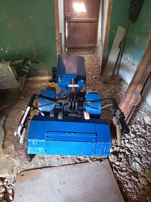 Motocultivador a gasóleo