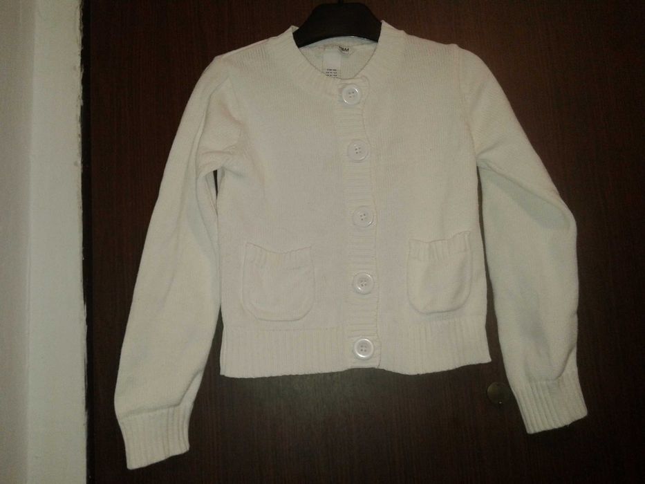 Piękny sweterek dziewczęcy H&M 110