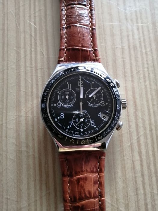 relógio de marca novo