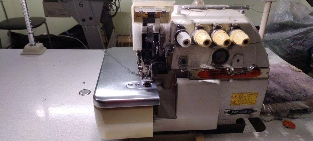 Швейную машину Gemsi 8500H оверлок Сируба