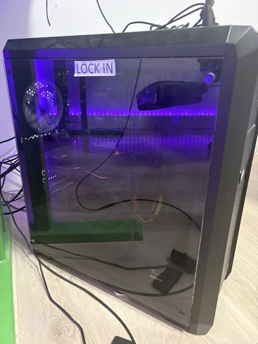 Komputer  RTX 2060 super ryzen 5 3600 16gb ram