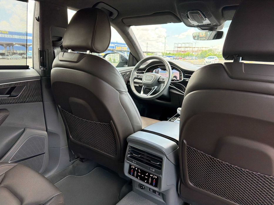 Audi Q8 55TFSi Official